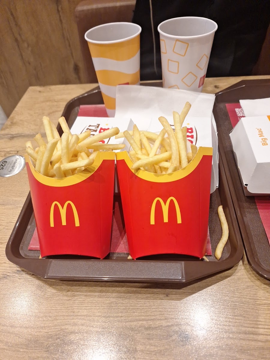 McDonald’s Gare Photo 3