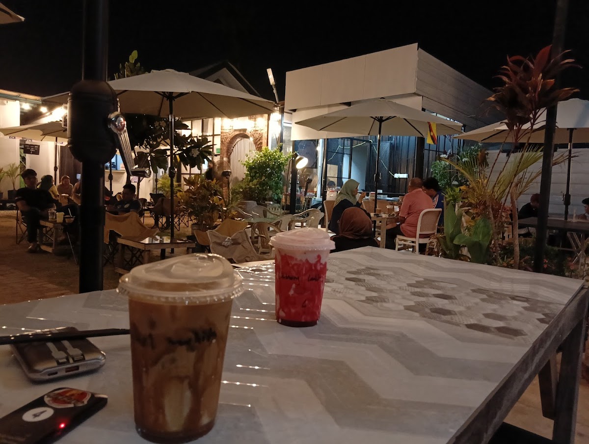 CTN Cafe Photo 7
