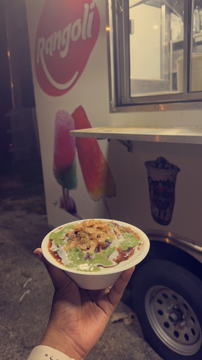 RANGOLI CHAAT & ICE-CREAM TRUCK Photo 5