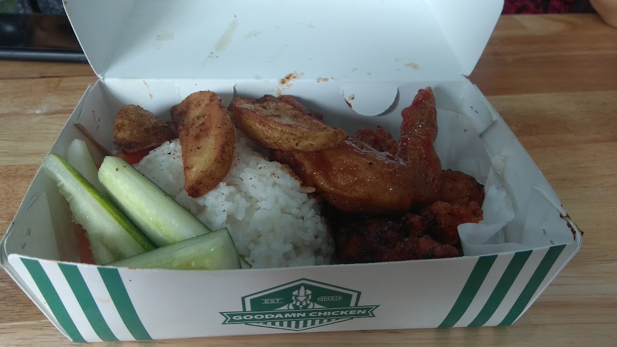 Goodamn Chicken Photo 7
