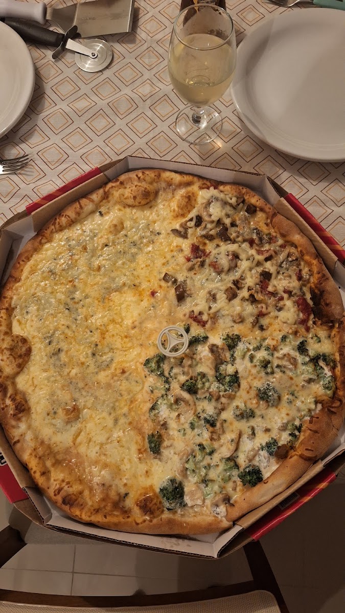 Pizzaria Zonatto Photo 3