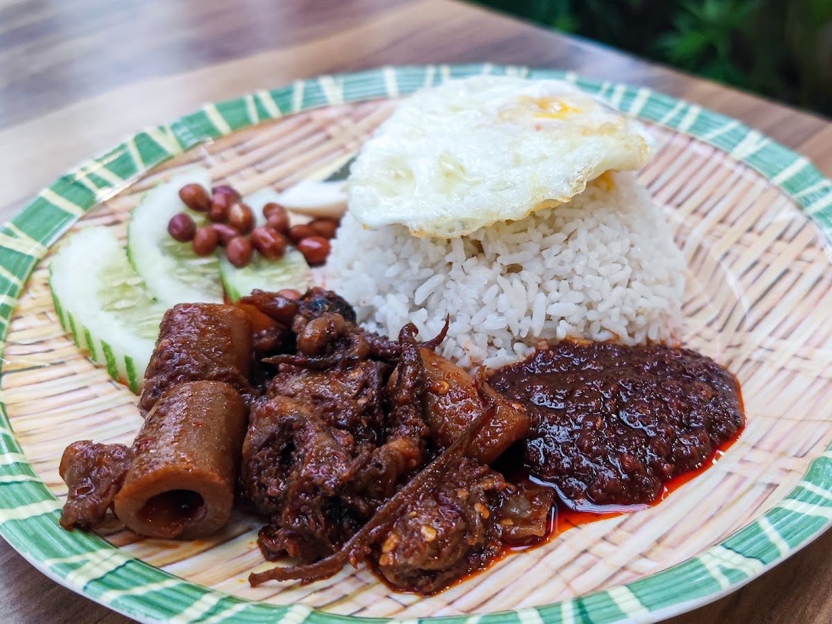 Asam Pedas Legend RnR Elmina Selatan Photo 5