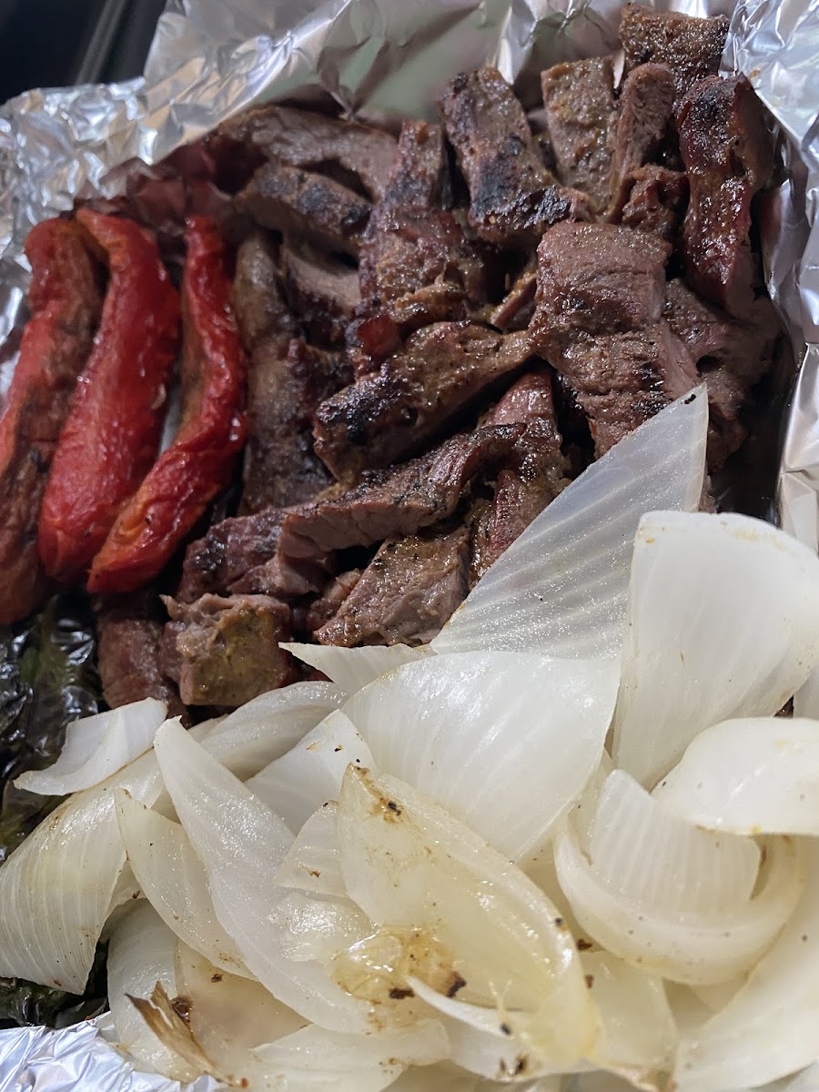 POLLOS Y CARNES ASADAS OSCARIN Photo 9