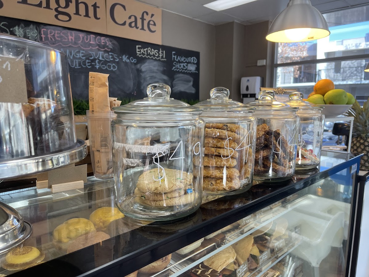 Morning light cafe