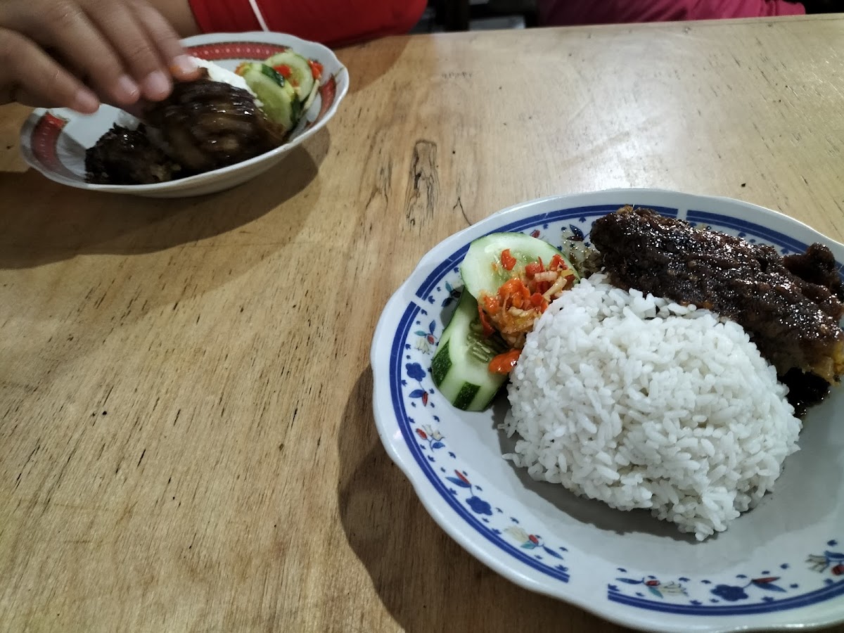 Nasi Bebek Mbak Dewi Photo 6