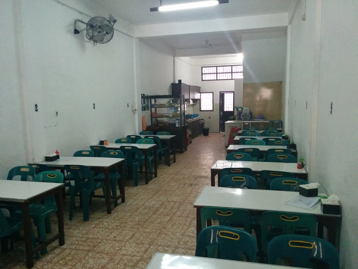 Warung ayam penyet bu dewi Photo 10