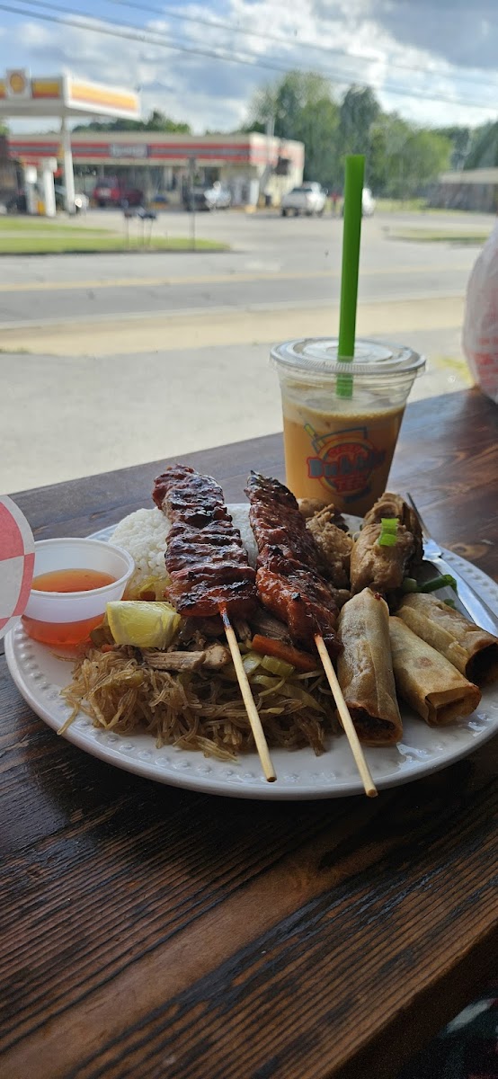Chibugan Cafe & More Photo 8