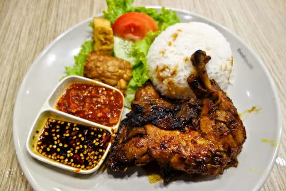 Kastel Chicken Photo 6