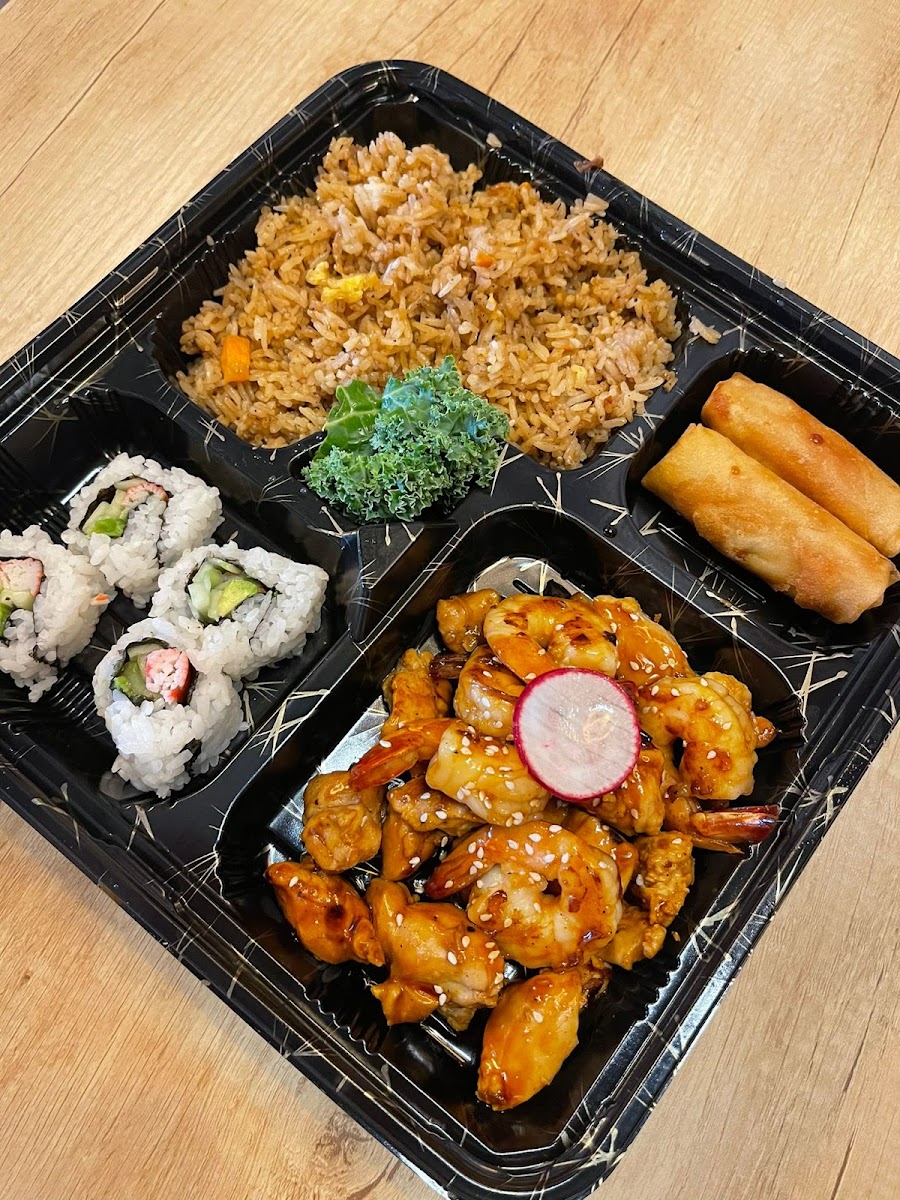 Mizu Hibachi & Sushi Photo 4