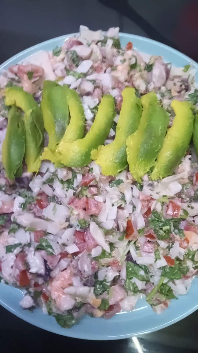 Mariscos aqui esta La Camilo Photo 2