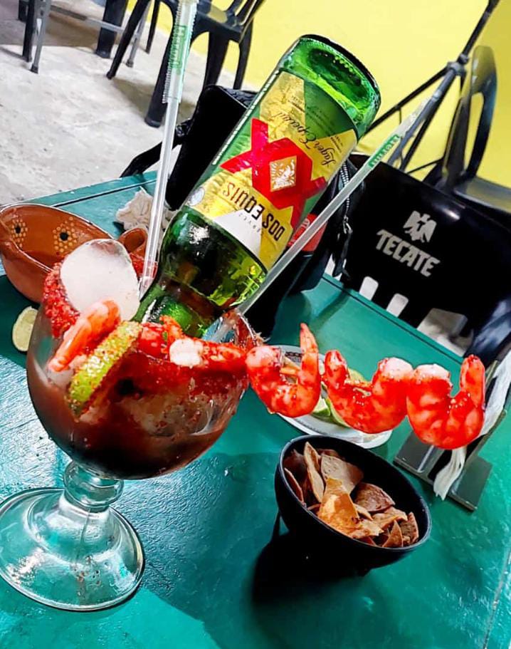 Mariscos aqui esta La Camilo Photo 4