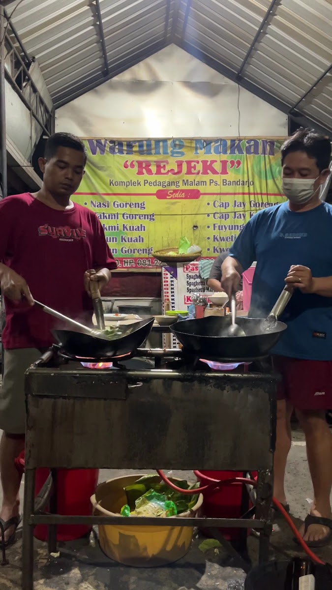 Warung Makan Rejeki Photo 2