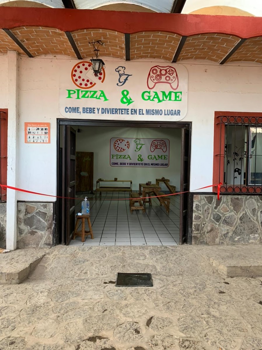 Pizza & Game
