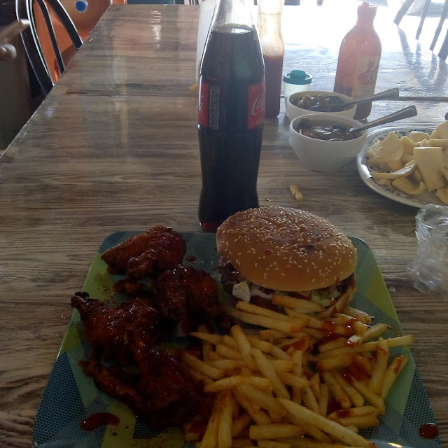 Hamburguesas Y Alitas