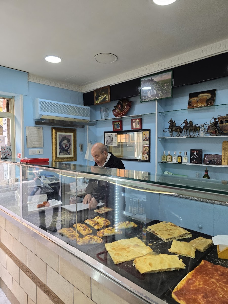 Pizzeria Colsereno-Salvati Alessandro dal 1970 Photo 3