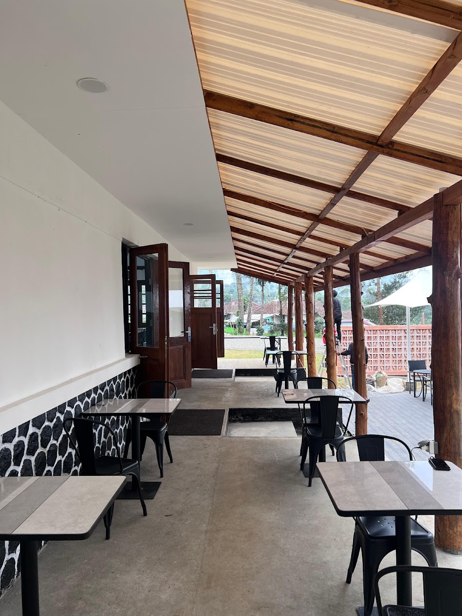 Kina 1855 Cafe Photo 6