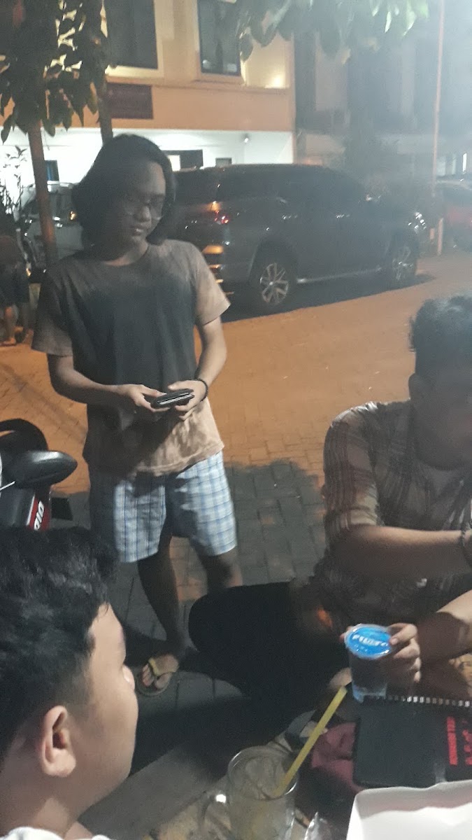 warung belut