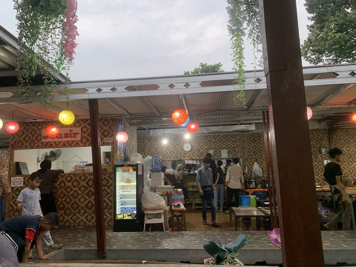 SAUNG KEMUNING