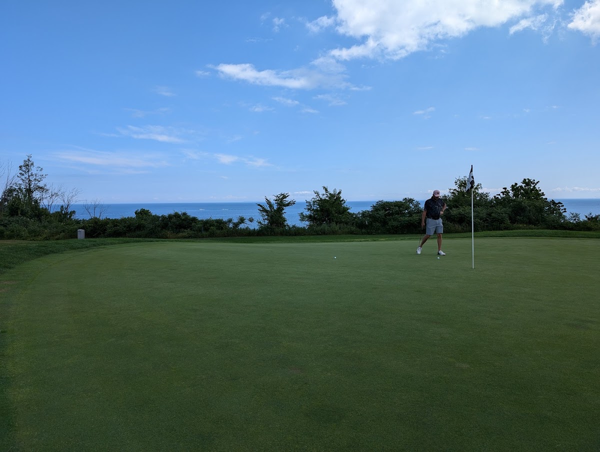 Lora Bay Golf Club Photo 3