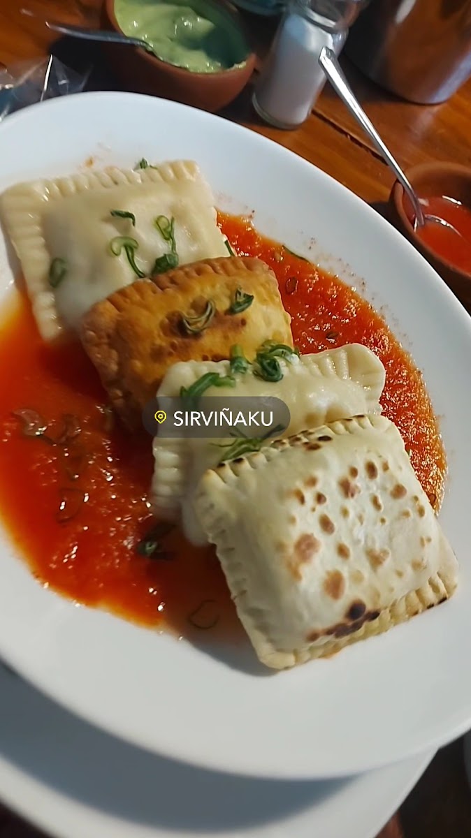 Restaurant Sirviñacu Photo 2