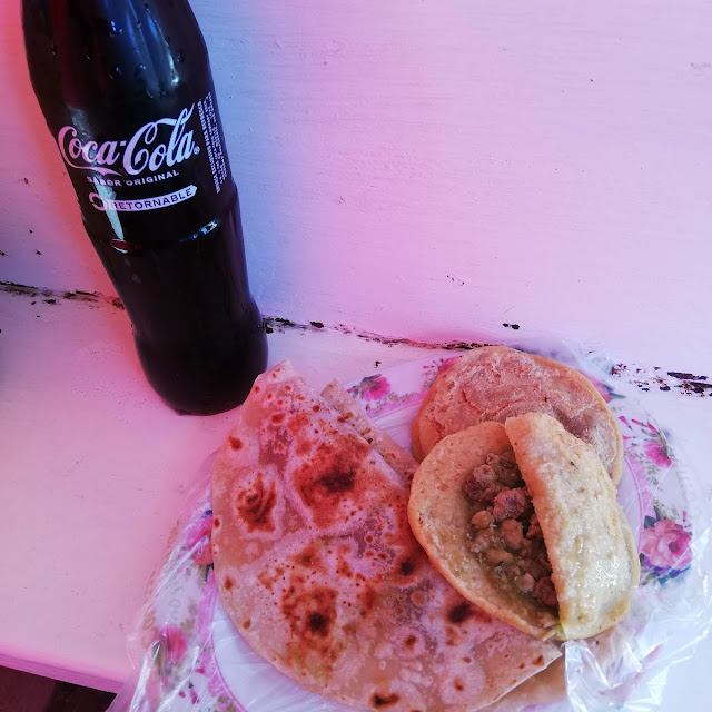 Gorditas Y Flautas de Harina