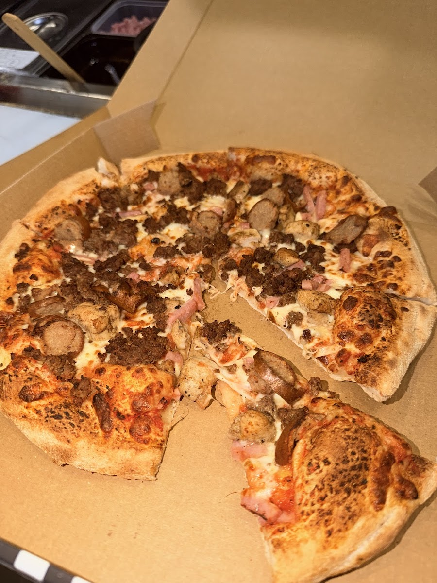 In crust we trust Photo 7
