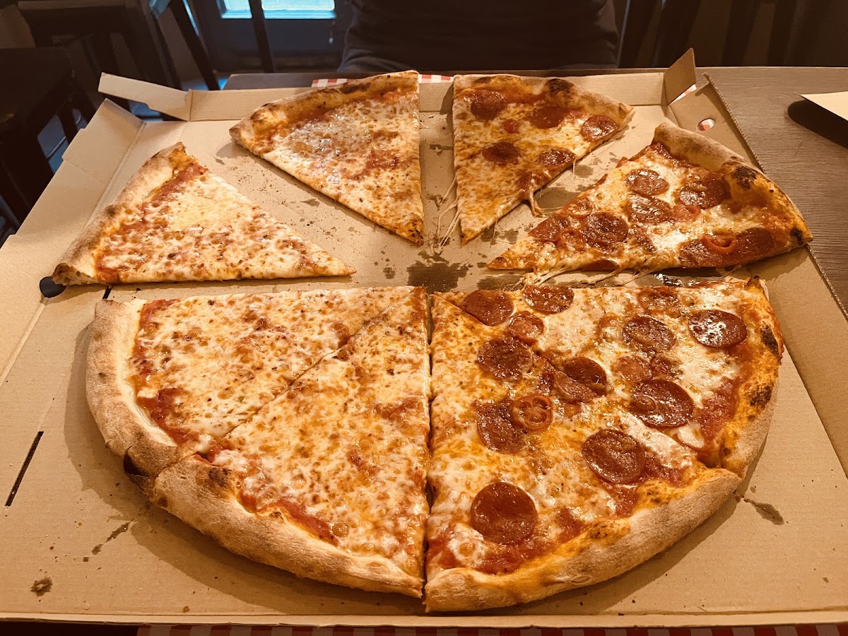 Tomasso - New York Pizza Photo 5