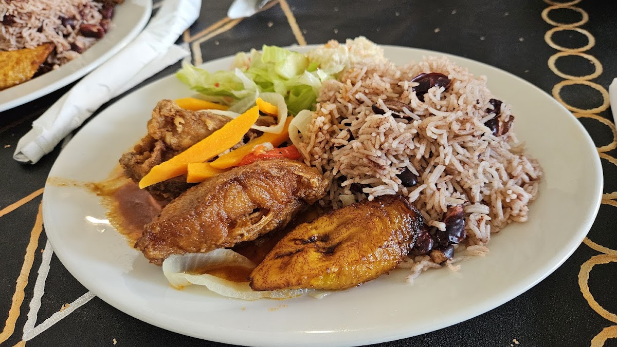 Feel Good Caribbean Restaurant Photo 3