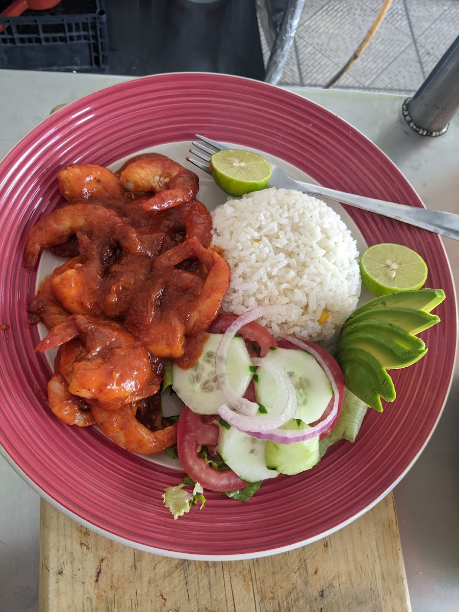 Mariscos guicho Photo 3