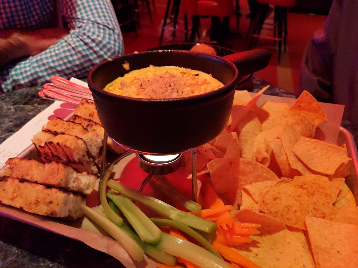 Kings Dining & Entertainment Photo 9