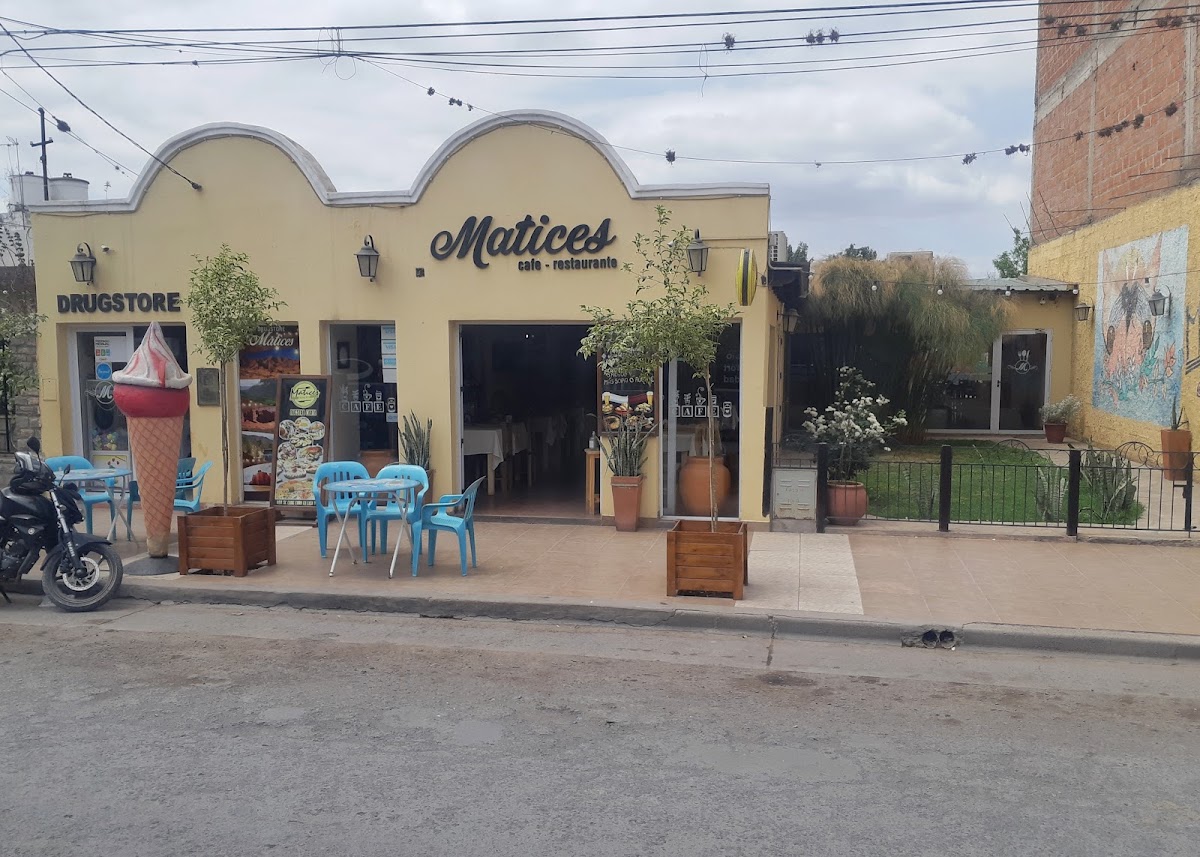 Resto Bar Matices Anexo Drugstore