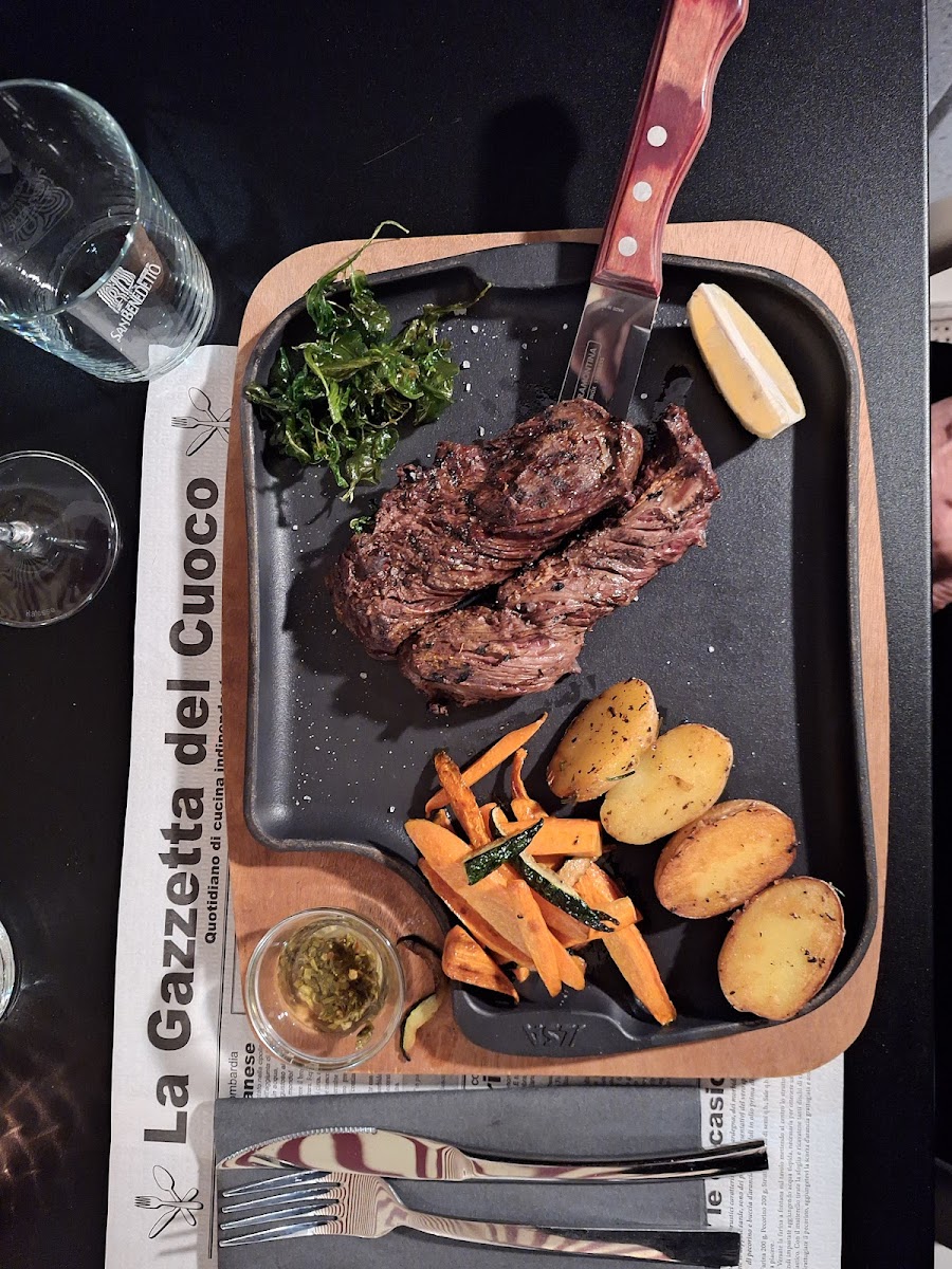 QB RESTAURANT Photo 9