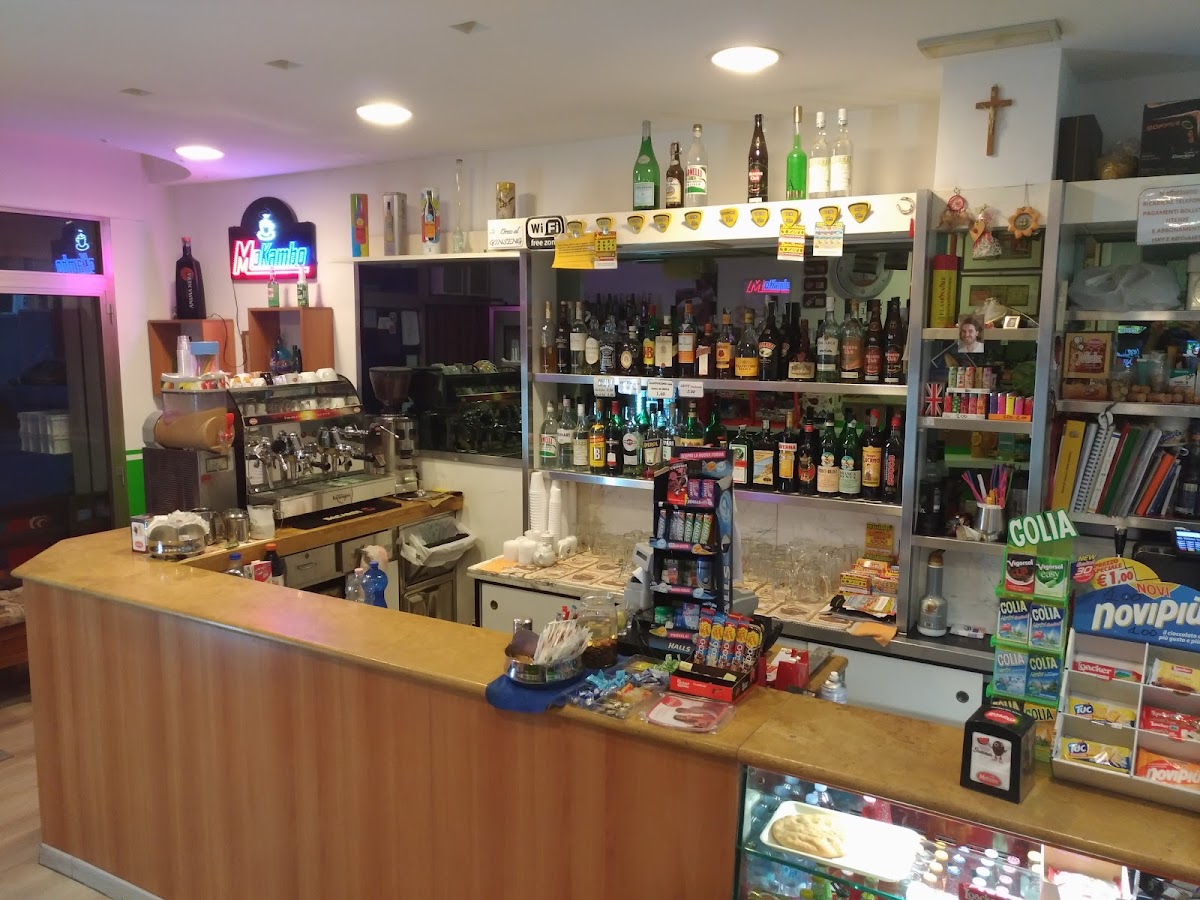 Bar Caffe Mania Photo 9
