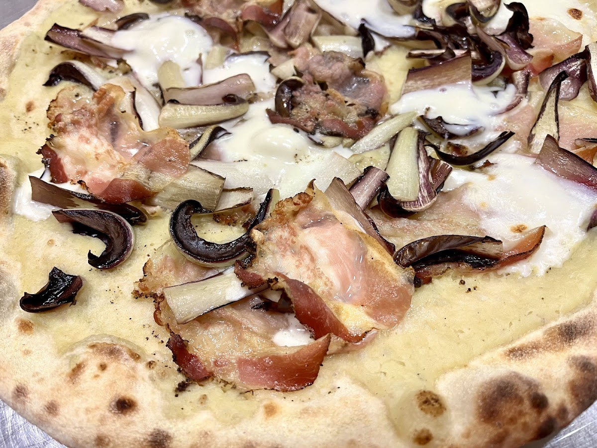 Licia Pizzeria Da Asporto Photo 4
