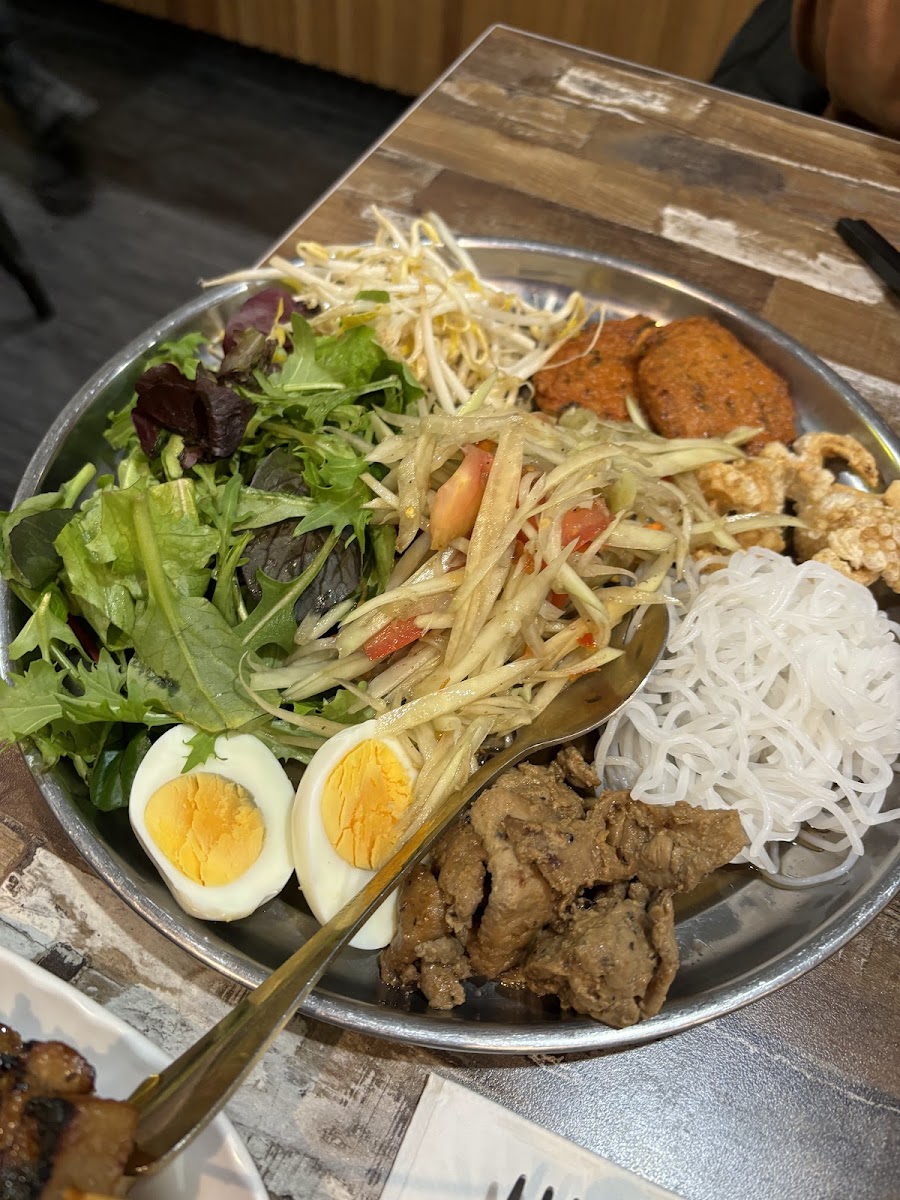 Issan Thai Street Food Photo 5