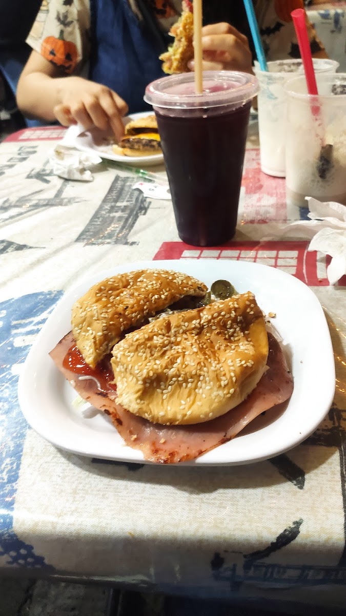 Javi's Burguer Photo 4