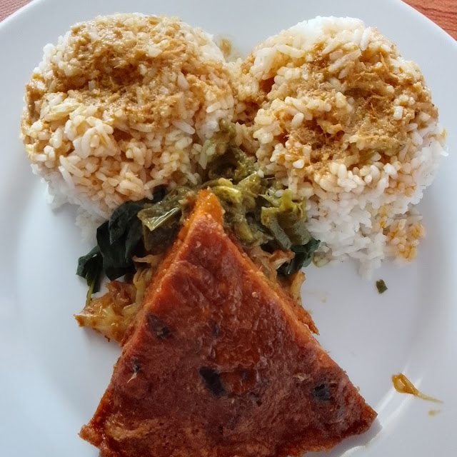 Telor Dadarnya Tebal