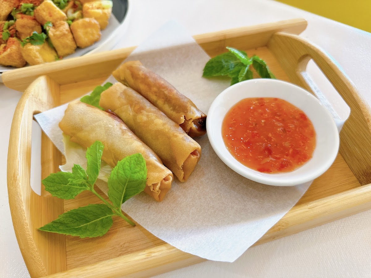 PHO 23 Photo 2