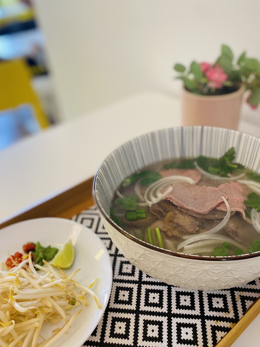 PHO 23 Photo 5