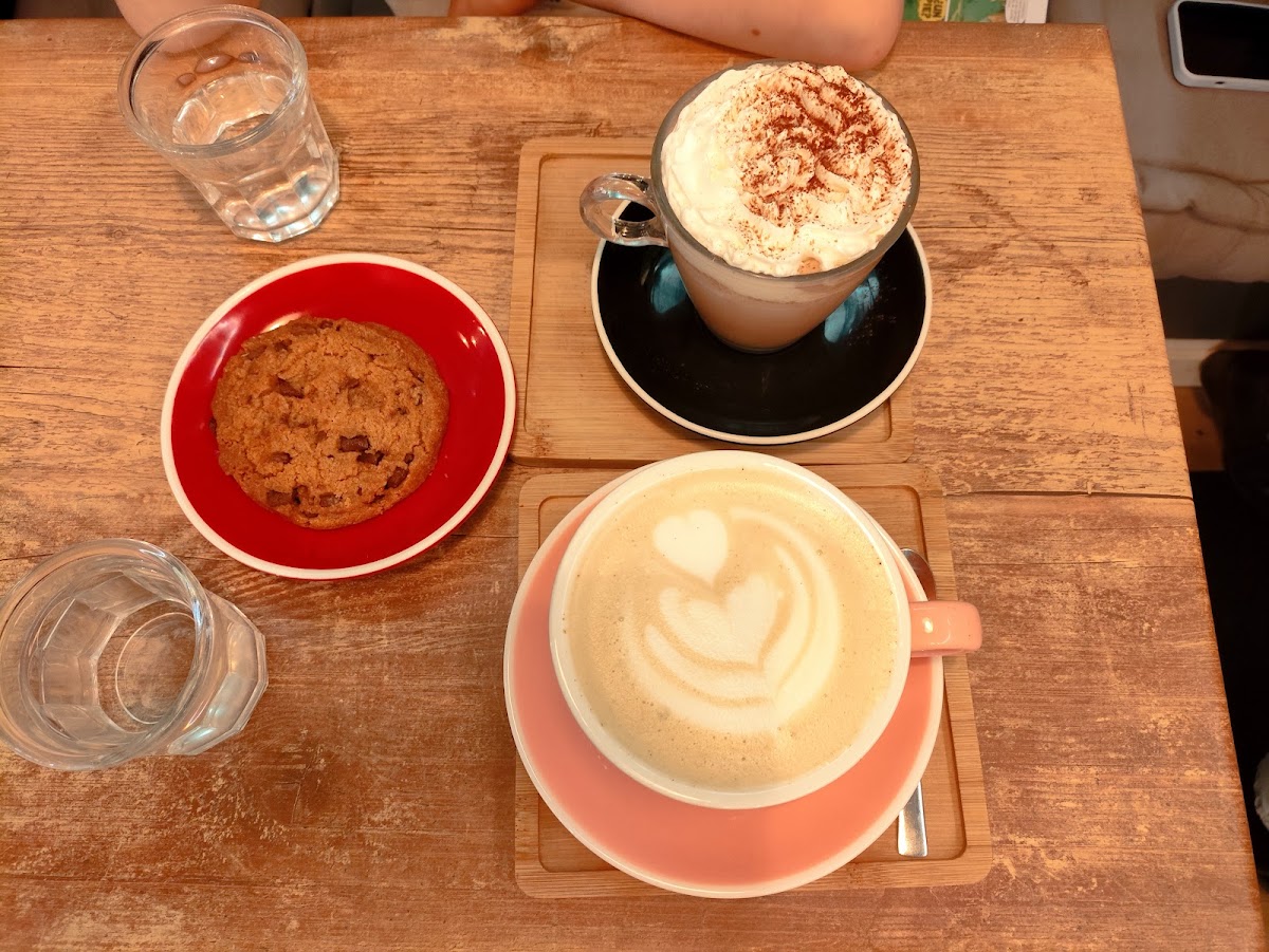 Macchiato Coffee - Shop Photo 4