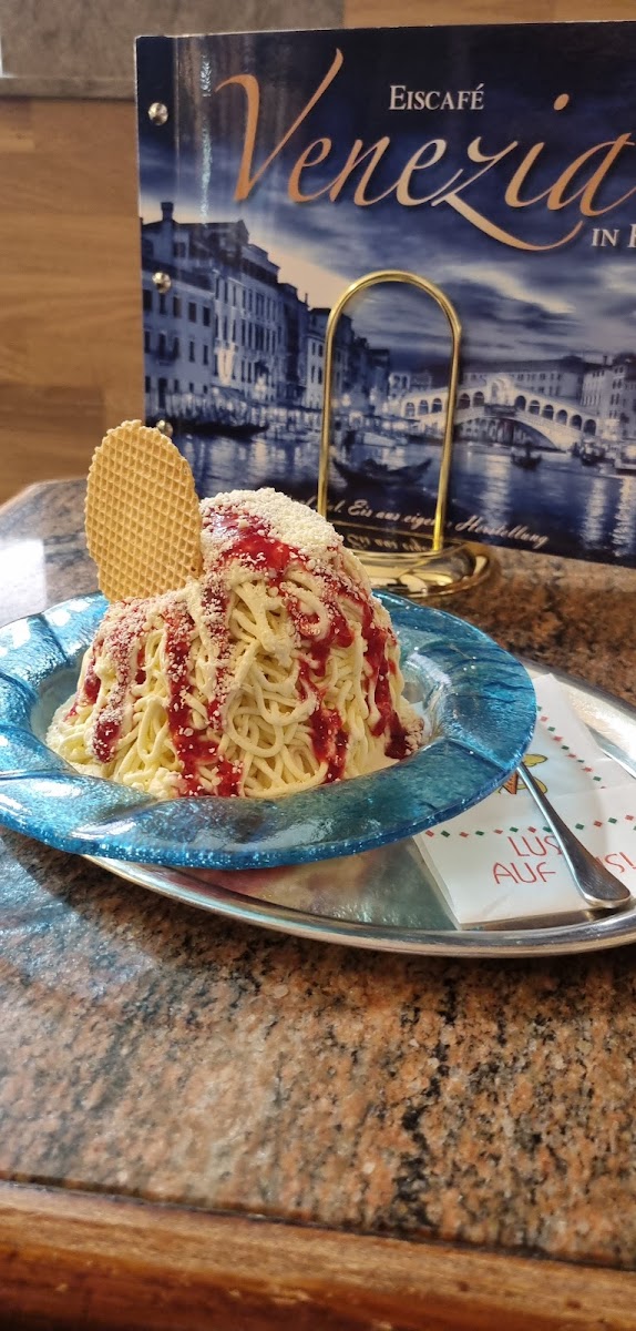 Eiscafé Venezia Köln Photo 7