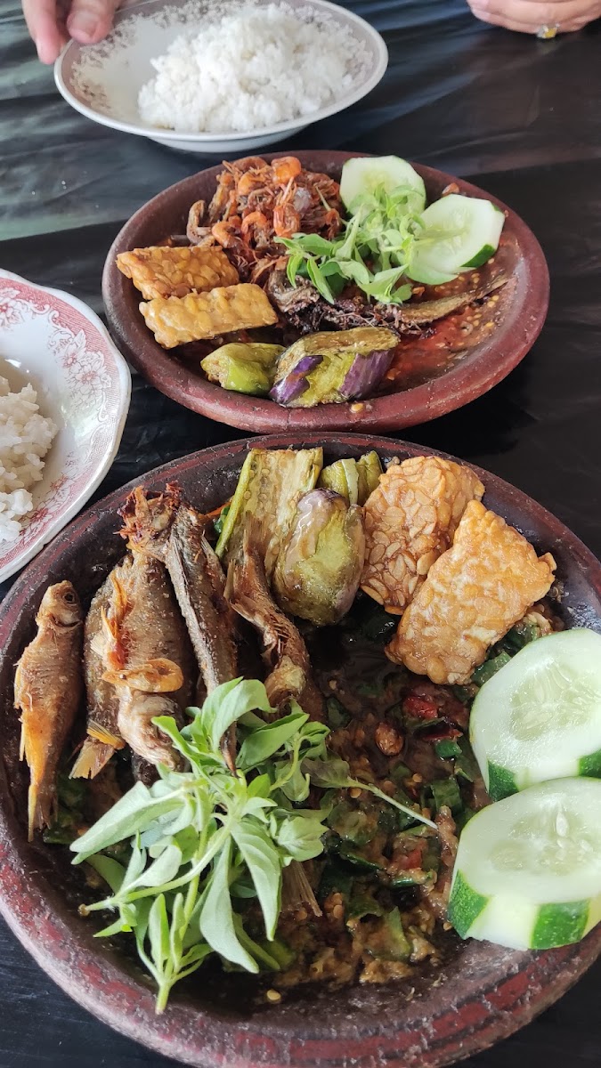 Warung Buk Mi Embong Mburi Photo 5