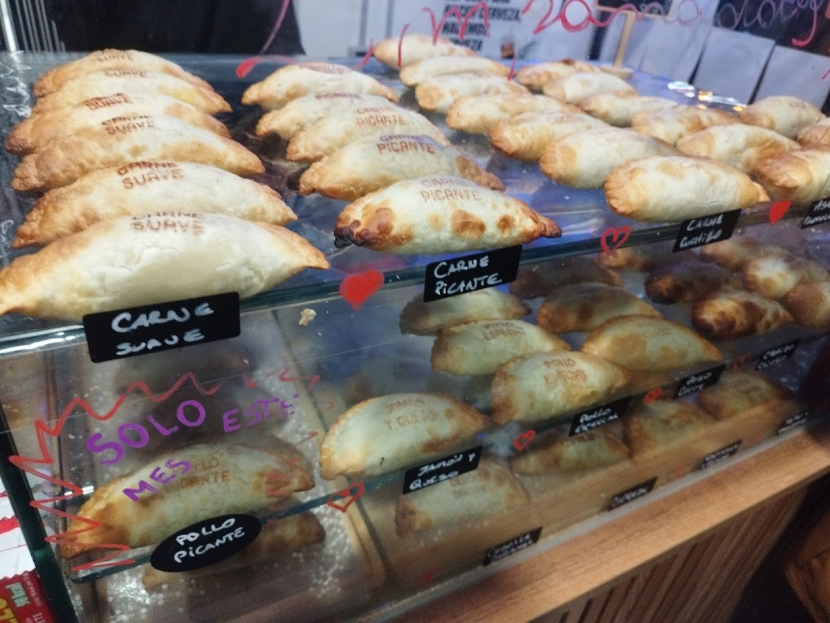 GOLAZO Empanadas Argentinas ???? Photo 7