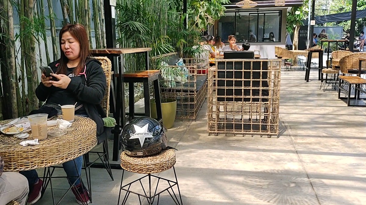 Muni Coffee PH - Kalayaan Photo 2