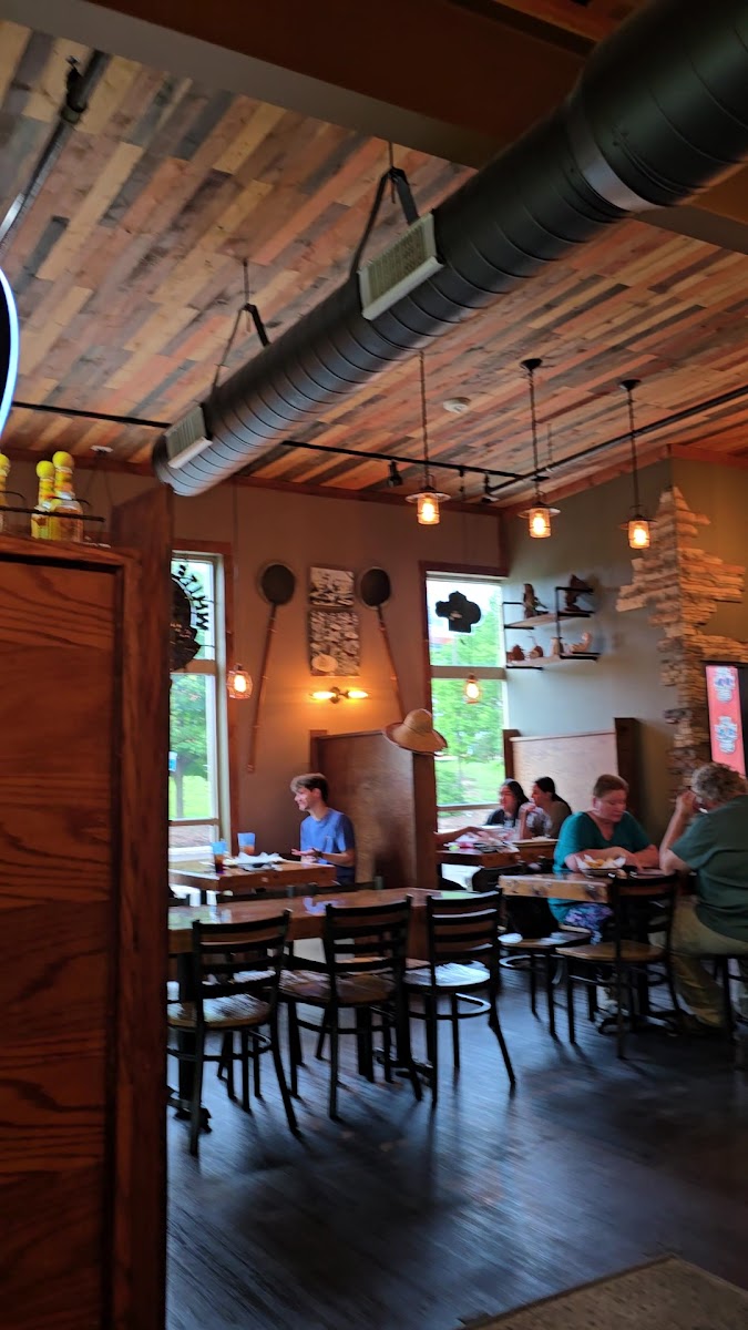 Don Maguey Mexican Restaurant Photo 2