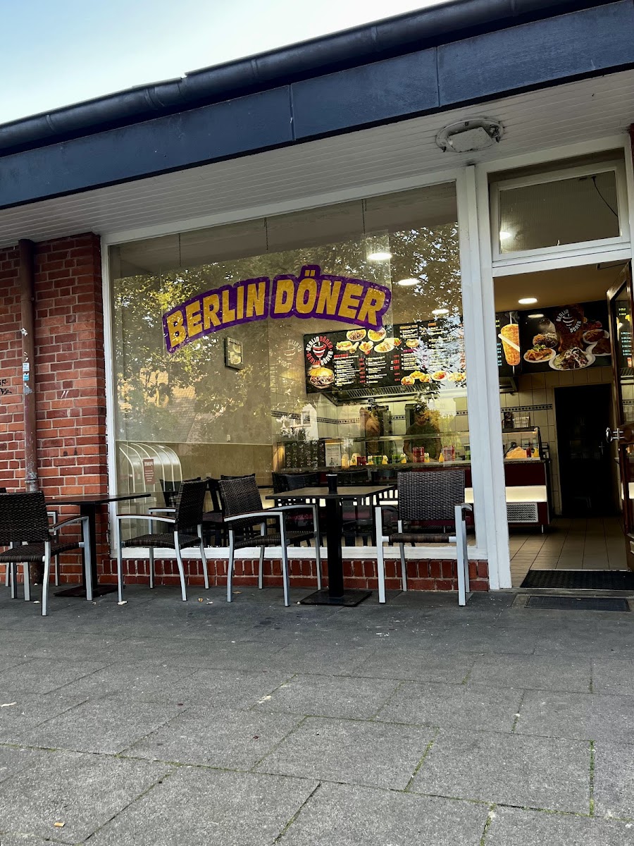 BERLIN DÖNER