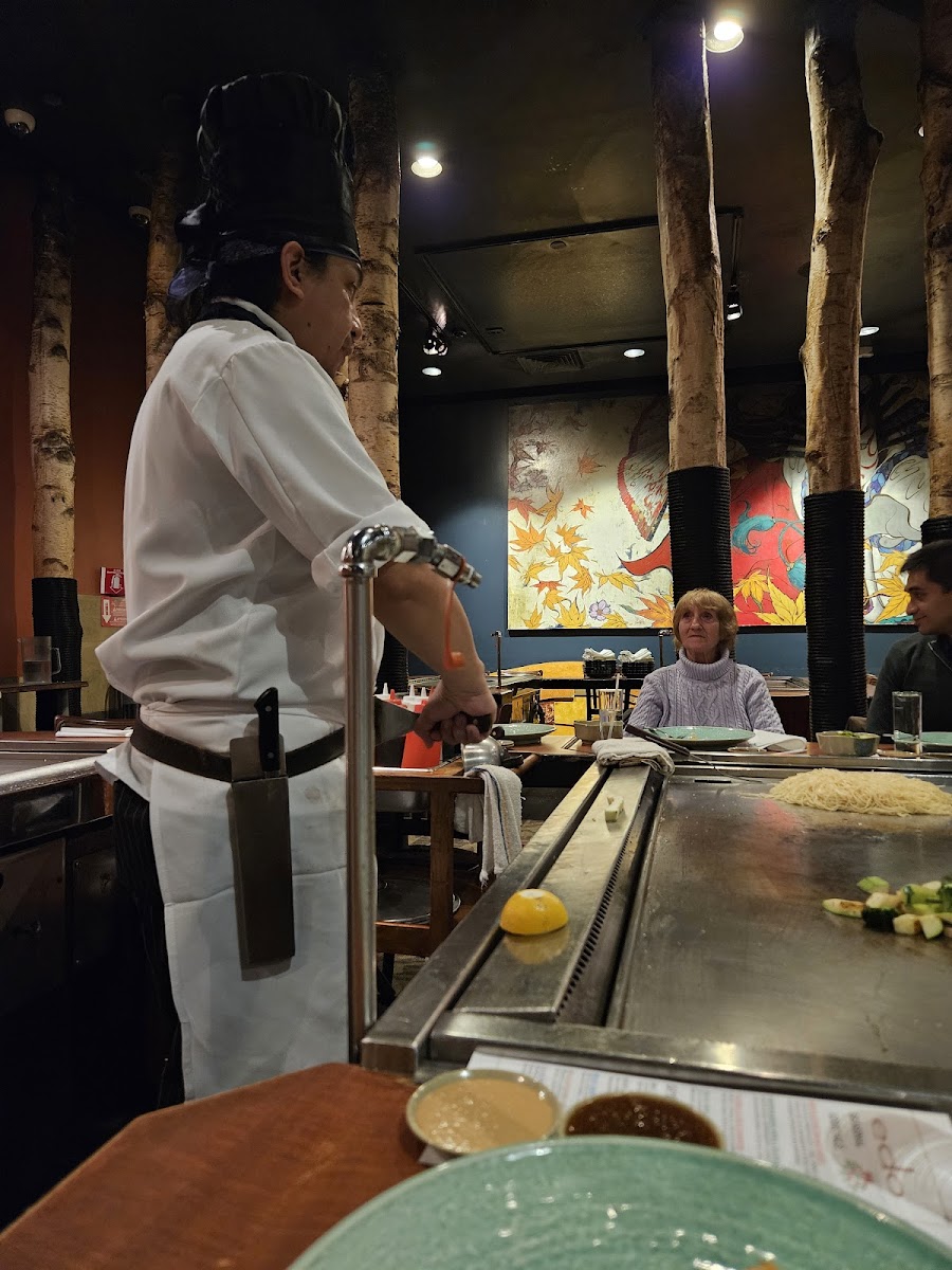 Edo Japanese Steak House Photo 4