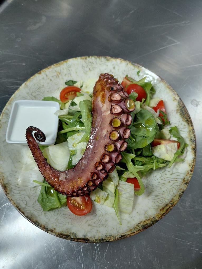 G&G Restaurant Photo 5