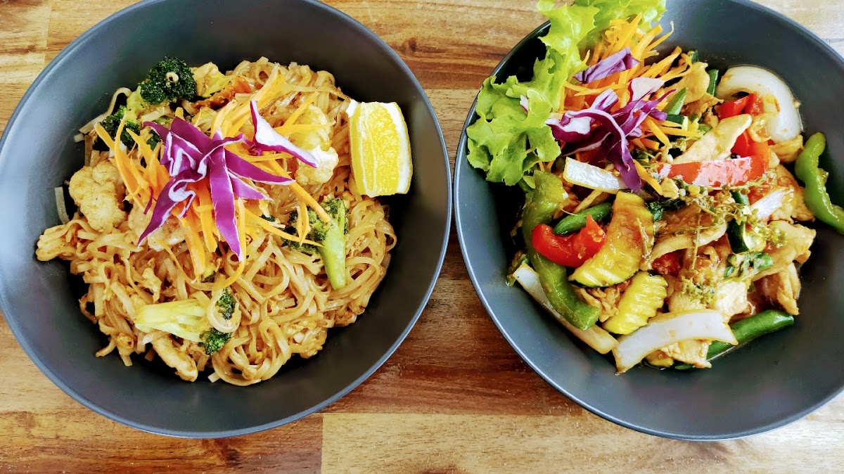 Thai Classic Restaurant Photo 2