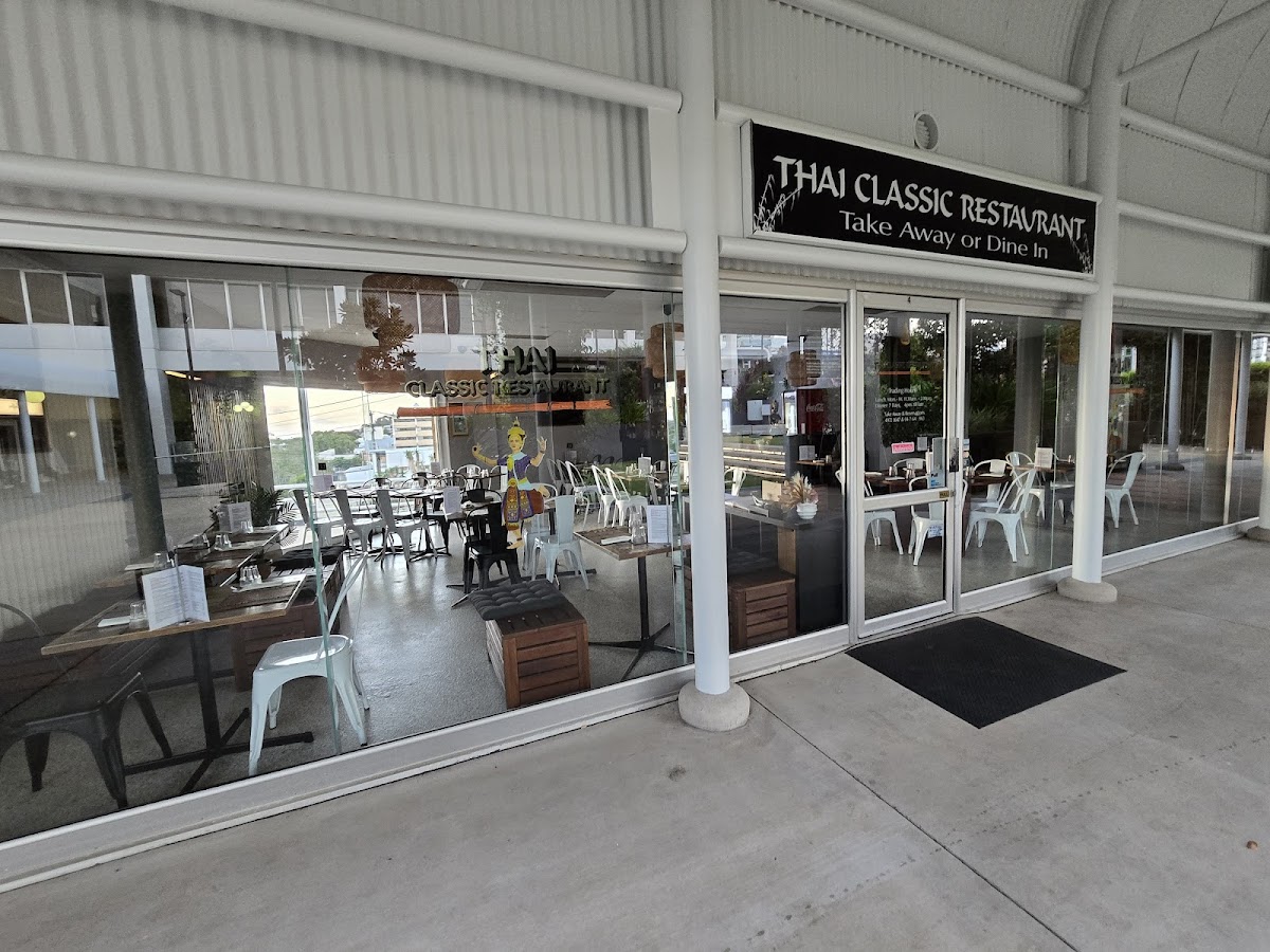 Thai Classic Restaurant Photo 3